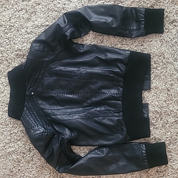 Danier leather jacket - Picture 5 of 7